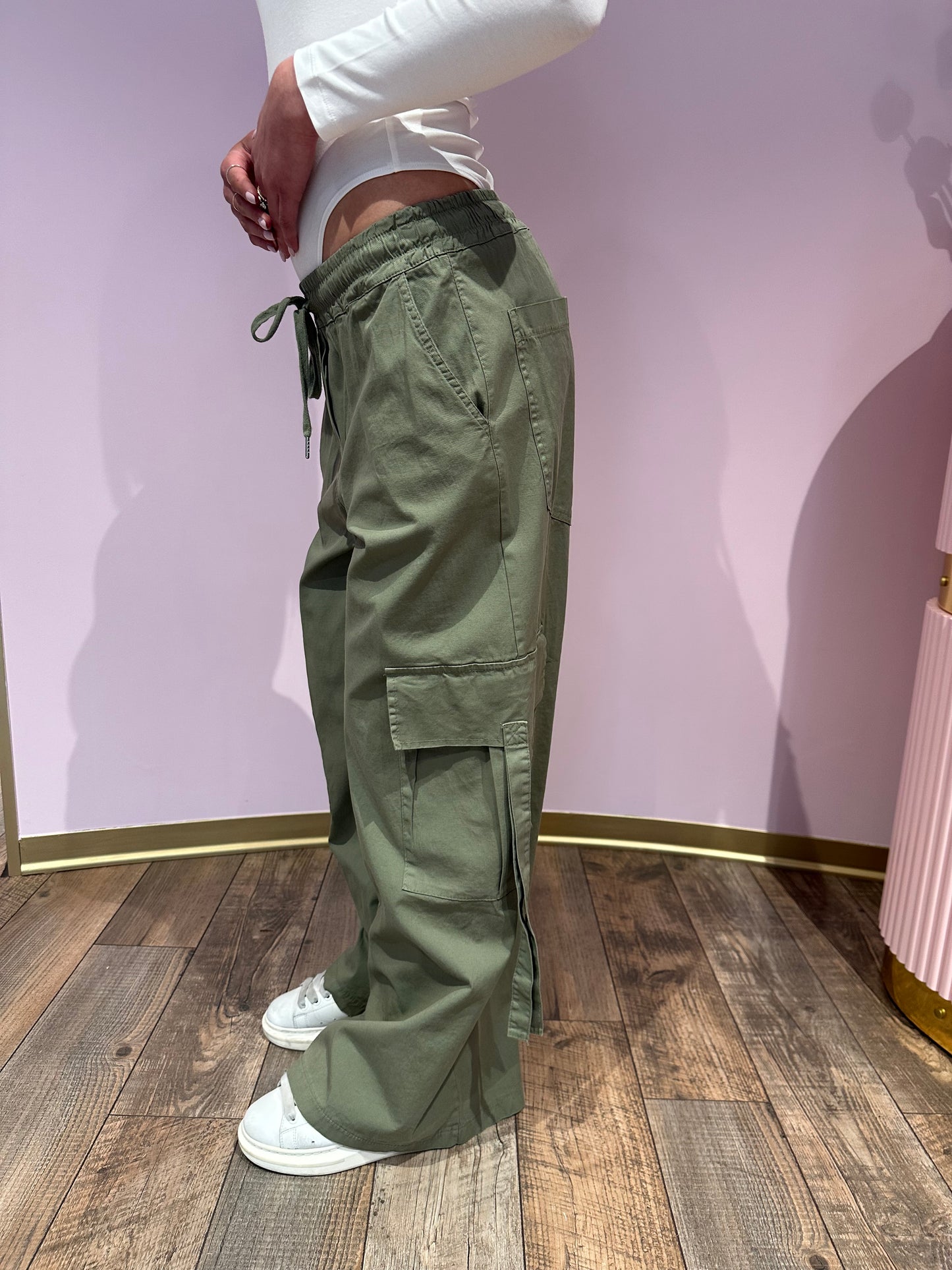 Pantaloni Cargo Linda Verde Militare - Wide Leg con Coulisse